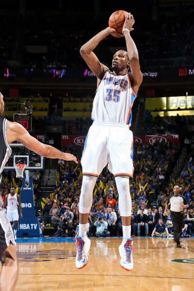 味全龙火球男徐若熙正式加盟福冈软银鹰，双方签下 3 年总值 1.5 亿日元的优厚合同