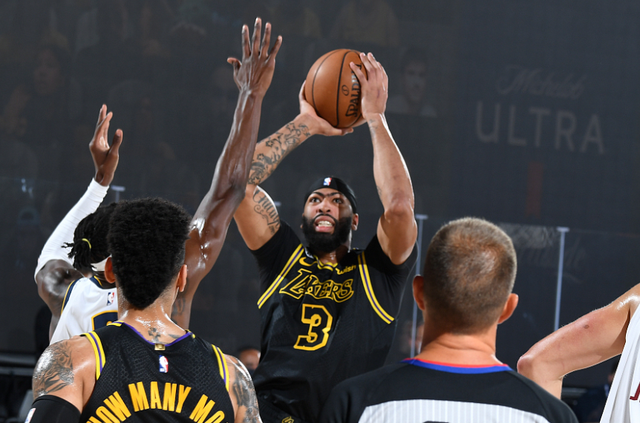 赵鹏：蒋4朱5是国内顶级中卫，但他俩搭配踢亚冠还是太吃力了