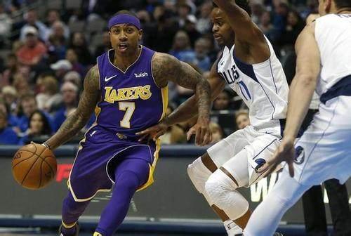 辽宁男篮大胜浙江王哲林状态火热