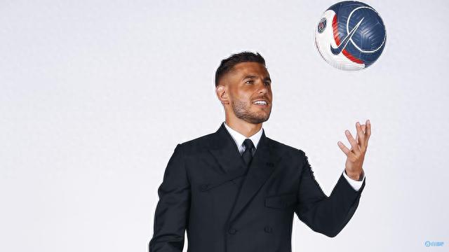 因排名垫底多名球员家人遭死亡威胁，佛罗伦萨官方表示谴责