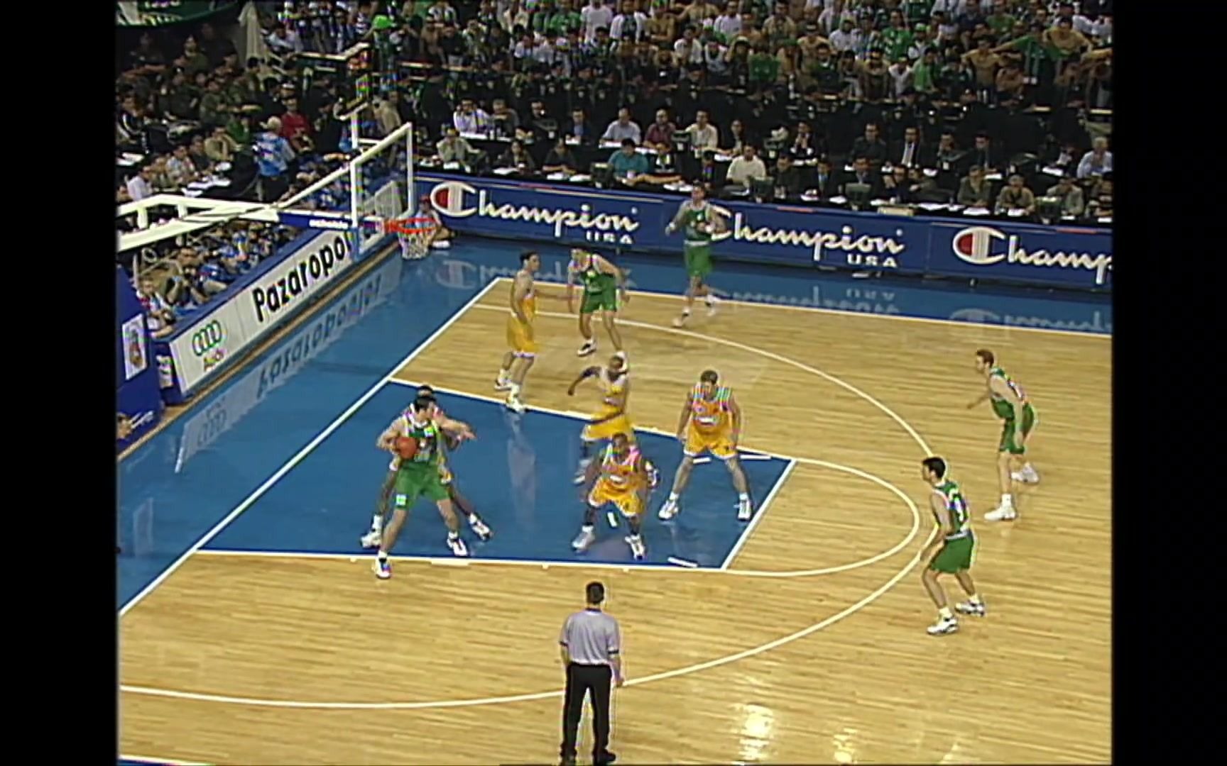 懂球帝12周年120大瞬间决赛：梅西捧大力神杯PK武磊绝平巴萨